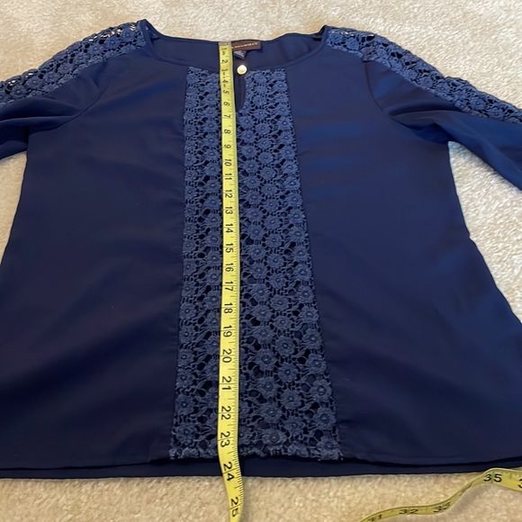 Dana Buchman Size L LaceTrimmed Long Sleeve Top - Picture 6 of 9